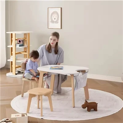Mesa e cadeiras de brincar para crianças